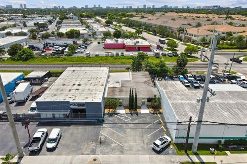 552 S Dixie Hwy E, POMPANO BEACH, FL, 33060-6912 | Card Image