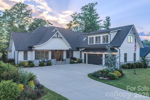 73 Angelina Ln, Mills River, NC, 28759-0095 | Card Image