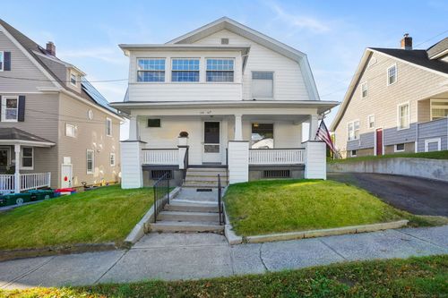 147 Park St, Stratford, CT, 06614-4037 | Card Image