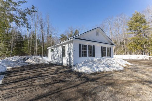 71 Chicopee Road, Standish, ME, 04084 | Card Image