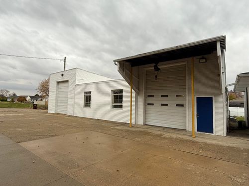 1705 Wapakoneta Ave, Sidney, OH, 45365-1435 | Card Image