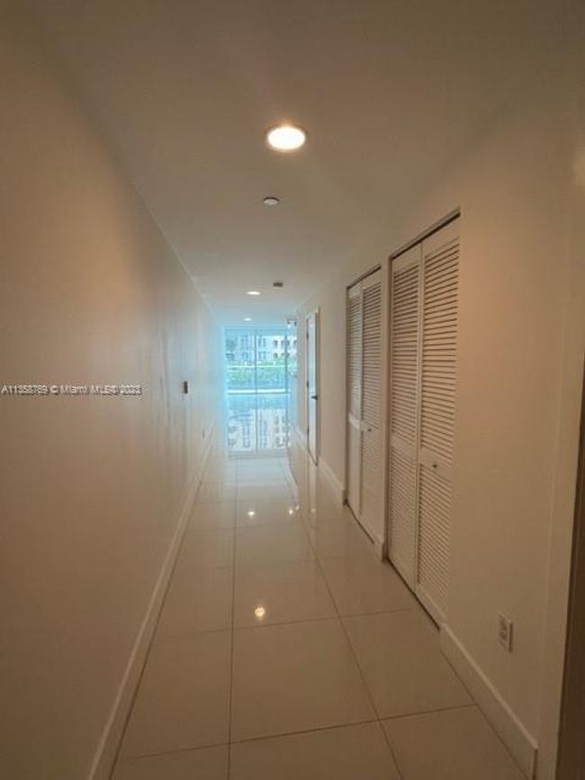 128 - 2950 Ne 188th St, Condo with 1 bedrooms, 1 bathrooms and null parking in Aventura FL | Image 37
