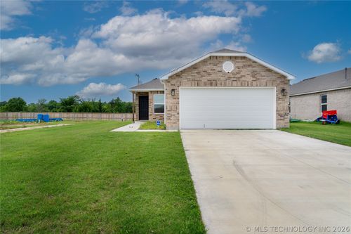 20891 Mckellop Dr, Kellyville, OK, 74039-1803 | Card Image