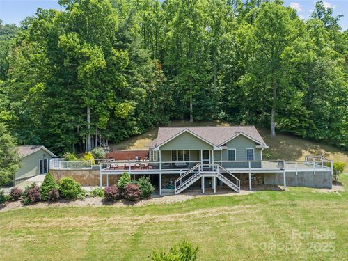 189 Poverty Branch Rd, Barnardsville, NC, 28709-9792 | Card Image