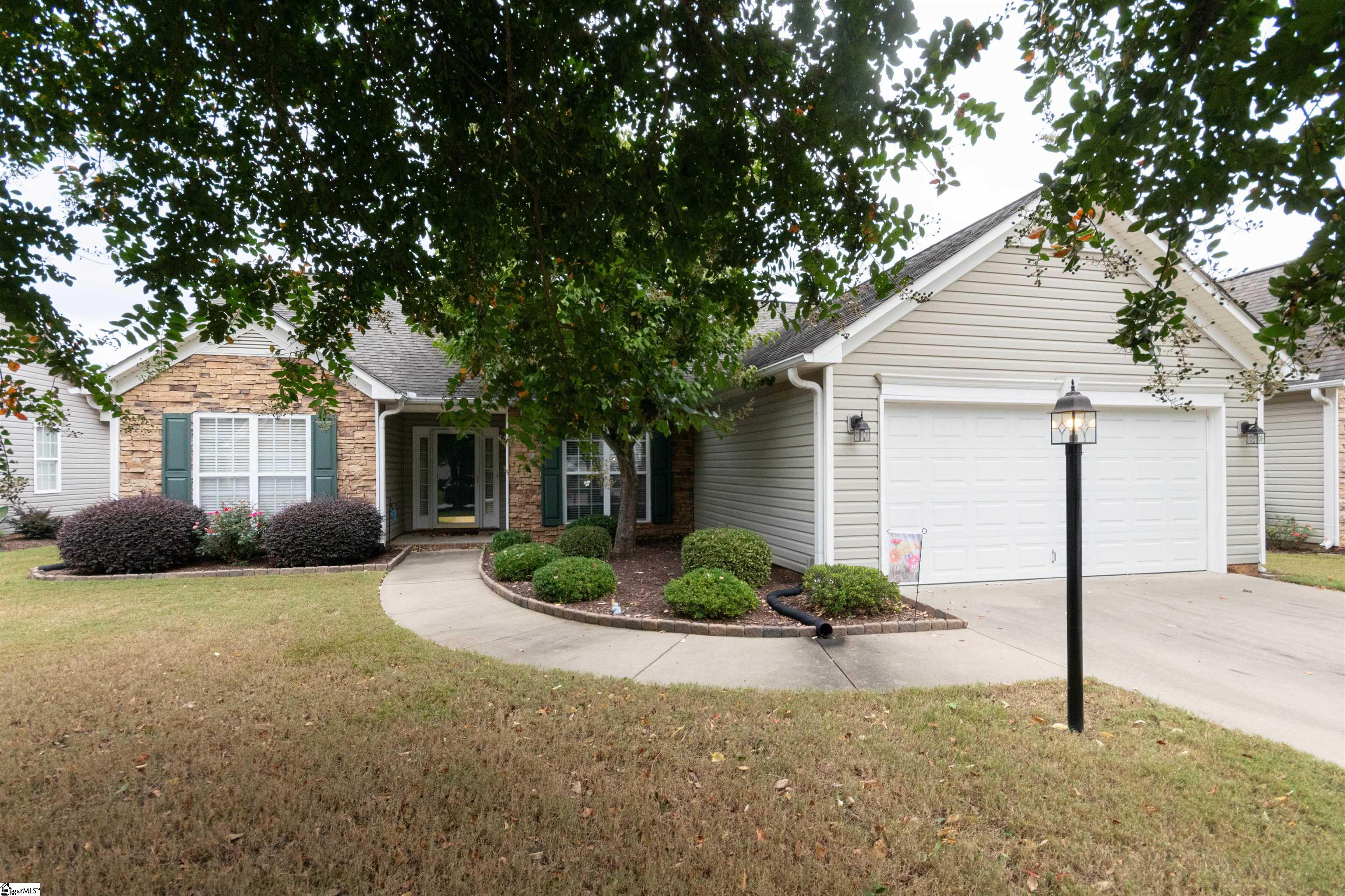 Cantera Cir, Greenville, SC 29615