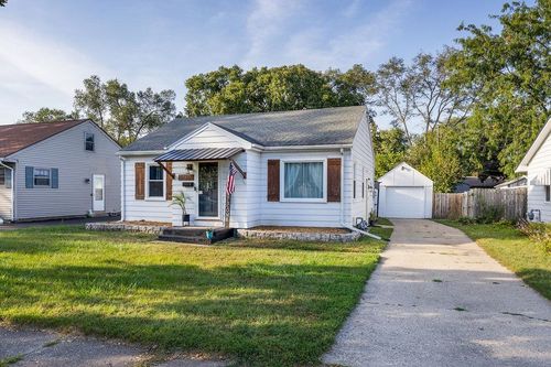 1735 Kenwood Ave, Beloit, WI, 53511-5953 | Card Image