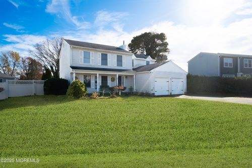 317 Teaberry Ct, Toms River, NJ, 08753-3184 | Card Image