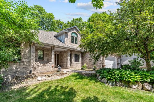 15920 37th Ave N, Plymouth, MN, 55446-3211 | Card Image