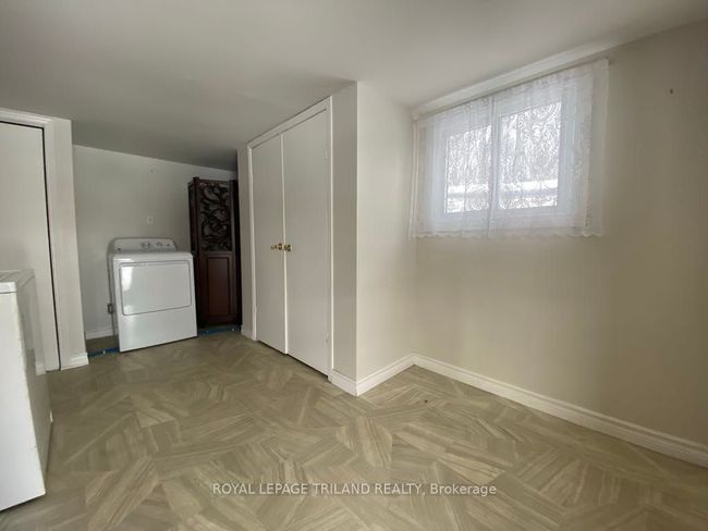 2 - 9951 Northville Cres, Home with 2 bedrooms, 1 bathrooms and 2 parking in Thedford ON | Image 27