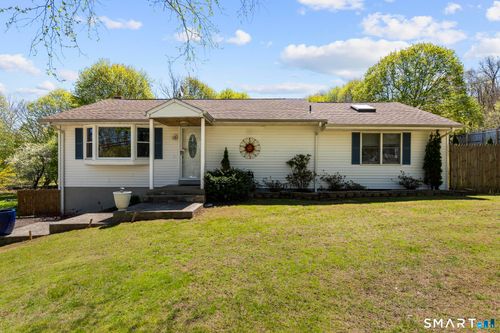 10 Sharp Hill Rd, Uncasville, CT, 06382-2036 | Card Image