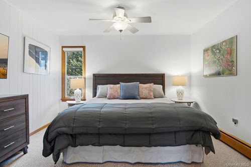 24-13 Winthrop Rd, Shelter Island, NY, 11964 | Card Image