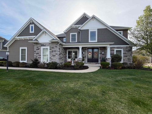 51181 Kerry Glen Dr, South Bend, IN, 46637-6055 | Card Image