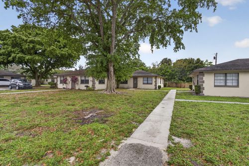 4726 Summit Blvd, West Palm Beach, FL, 33415-3958 | Card Image