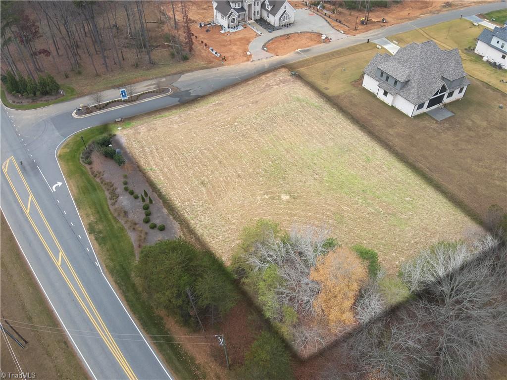 Land in Summerfield 5