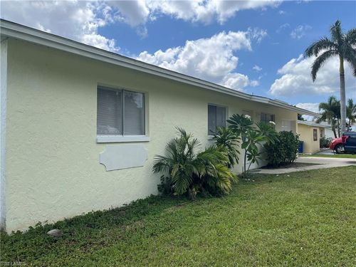 1275 Old Bridge Rd, NORTH FORT MYERS, FL, 33917-4137 | Card Image