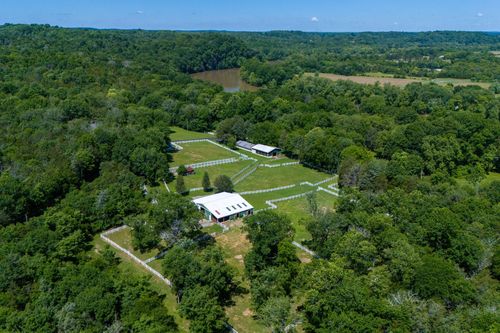 9786 Hartsville Pike, Lebanon, TN, 37087-0320 | Card Image