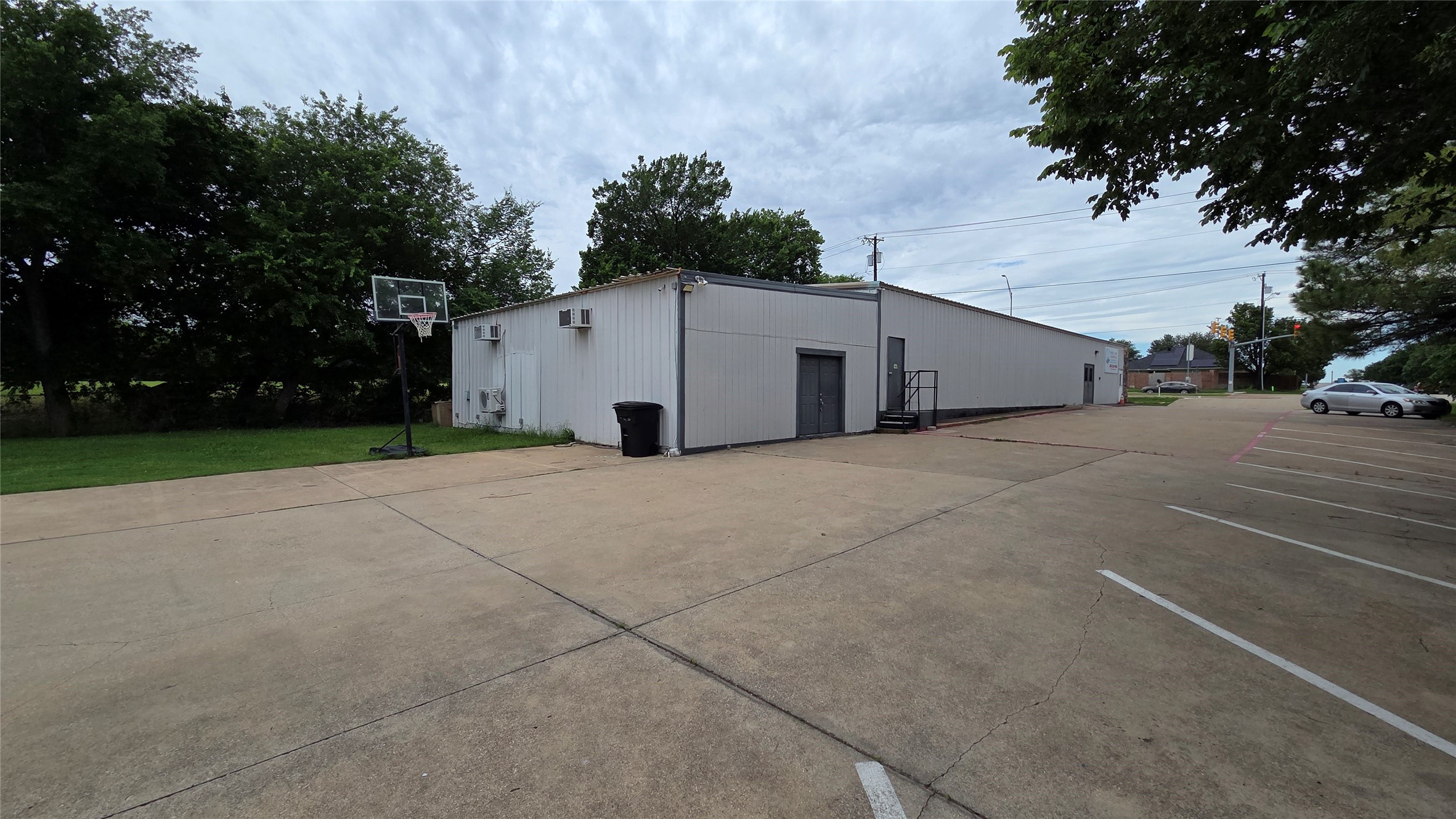 Commercial Sale in Mansfield 3