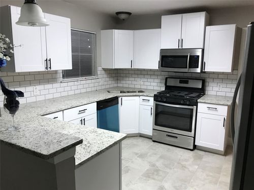 1502 Dale Pl, Irving, TX, 75061-2846 | Card Image