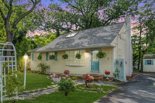 553 Kingfisher Cir, Brick, NJ, 08723-5537 | Card Image