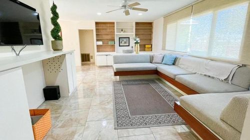 1255 E Riviera Dr, Tempe, AZ, 85282-5536 | Card Image