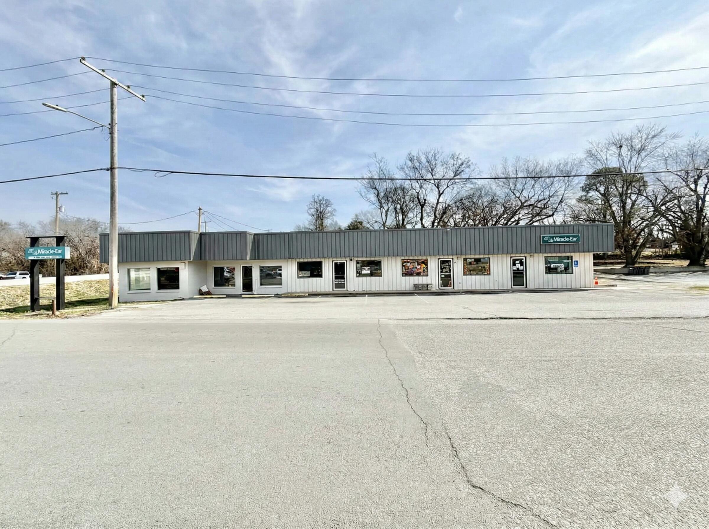 Commercial Sale in Grove