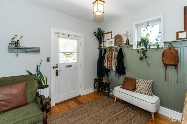 Large entry foyer/multi use space. | Image 5