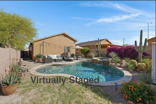 2464 E Camino Malcote, Tucson, AZ, 85706 | Card Image