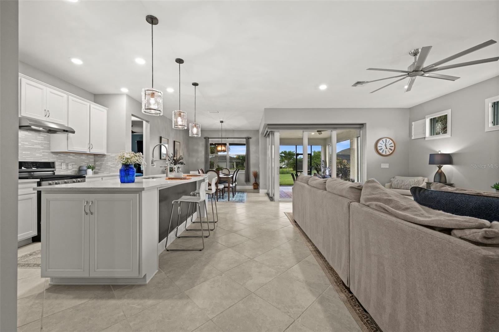 Residential in PUNTA GORDA 4
