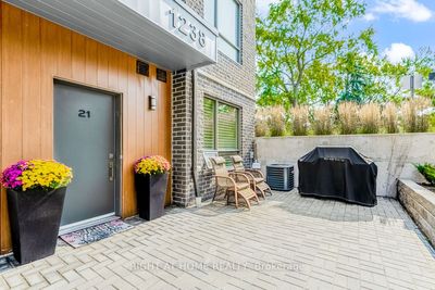 21 - 1238 Cawthra Rd, Condo with 2 bedrooms, 2 bathrooms and 1 parking in Mississauga ON | Image 2