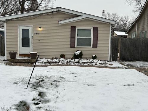 856 Beech Ave, Painesville, OH, 44077-4506 | Card Image