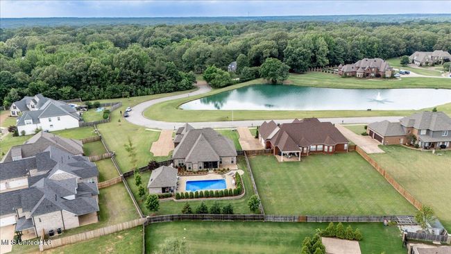 Dwelling and Lake View | Image 67