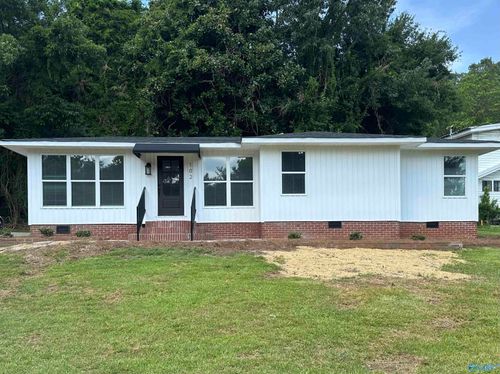 102 Iris Rd, Gadsden, AL, 35901-9128 | Card Image