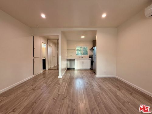 apt-b-5246 Whitsett Ave, Valley Village, CA, 91607-2491 | Card Image