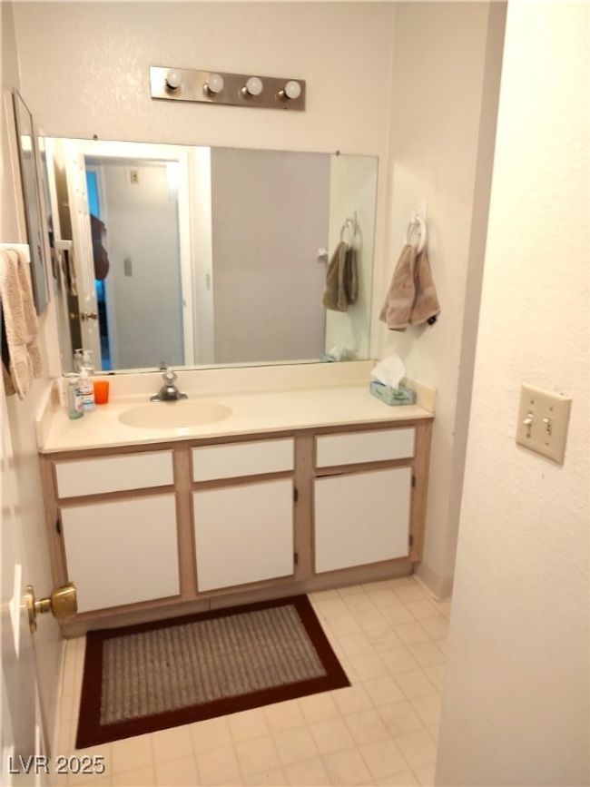 APT-3001 - 3550 Bay Sands Dr, Condo with 2 bedrooms, 1 bathrooms and null parking in Laughlin NV | Image 16