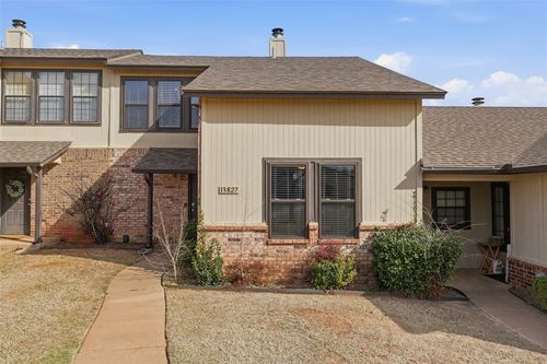 west-13827 Crossing Way W, Edmond, OK, 73013-4762 | Card Image