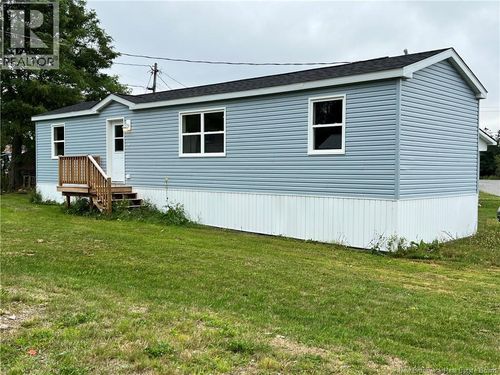8 Fraser St, Oak Bay, NB, E3L4B6 | Card Image