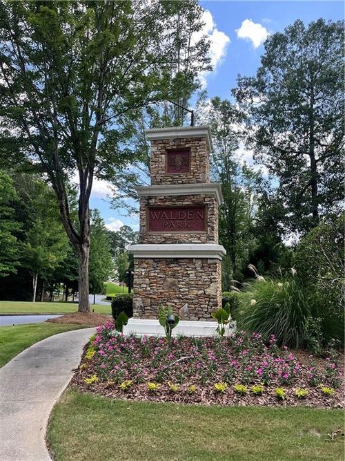 7425 Thoreau Cir, Atlanta, GA, 30349-7970 | Card Image