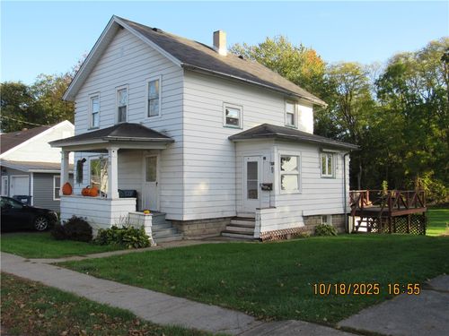 52 Montezuma St, Lyons, NY, 14489-1227 | Card Image