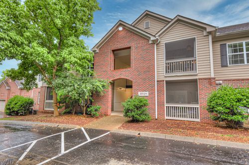 apt-208-6820 Highway 70 S, Nashville, TN, 37221-5236 | Card Image