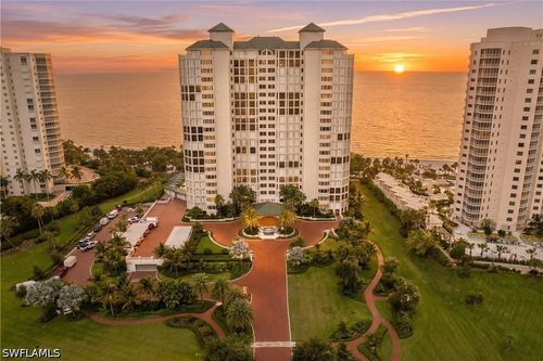 801-8171 Bay Colony Dr, NAPLES, FL, 34108-7564 | Card Image