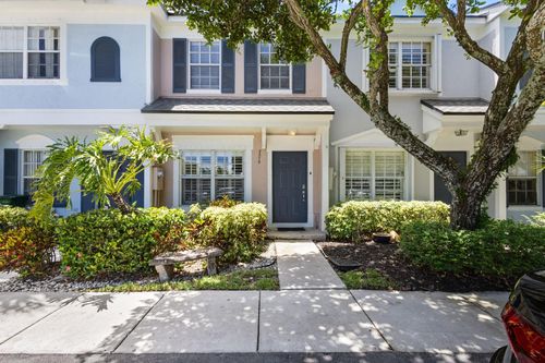 3275 Festival Dr, Margate, FL, 33063-8224 | Card Image