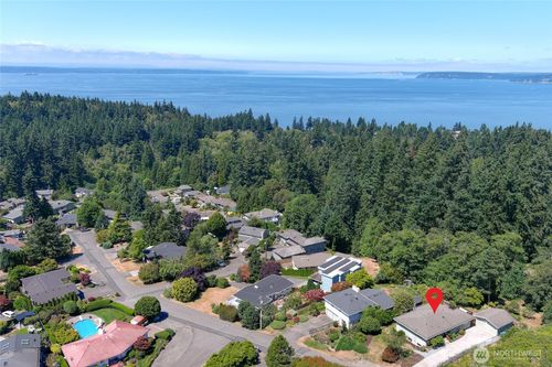 7301 179th St Sw, Edmonds, WA, 98026-5533 | Card Image