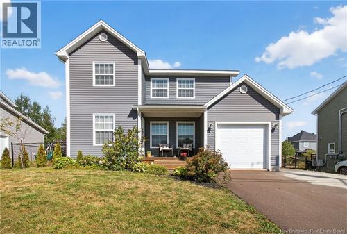 167 Coriander St, Moncton, NB, E1G0R9 | Card Image
