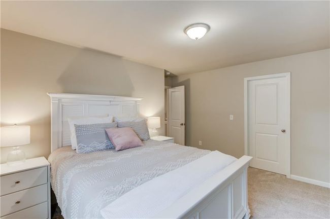 6841 Lancaster Xing, House other with 4 bedrooms, 3 bathrooms and 4 parking in Flowery Branch GA | Image 26