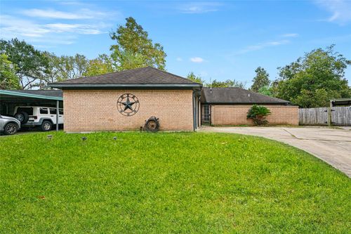 4205 Lariat Dr, Baytown, TX, 77521-3513 | Card Image