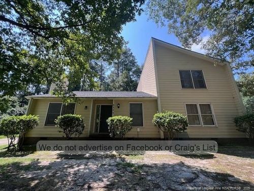 6325 Marykirk Dr, Fayetteville, NC, 28304-2885 | Card Image