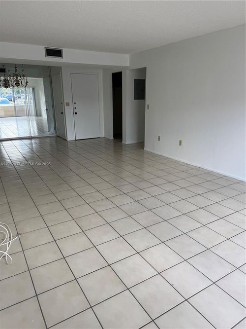 d-105-7747 Sw 86th St, Miami, FL, 33143 | Card Image