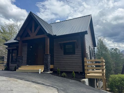 1723 Mountain Shadows Way, Gatlinburg, TN, 37738-5771 | Card Image