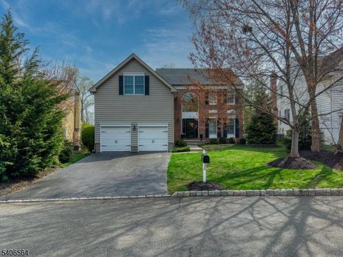 36 Vanderveer Dr, Basking Ridge, NJ, 07920-3746 | Card Image