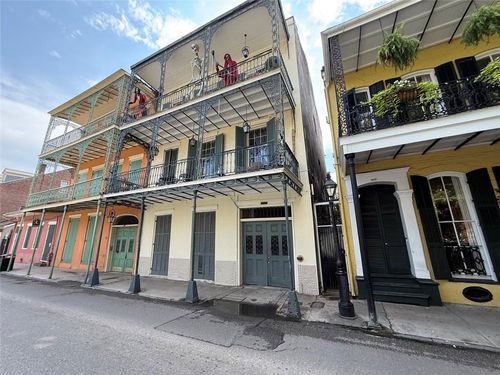 1014 Royal St, New Orleans, LA, 70116-2704 | Card Image